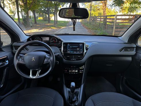 Peugeot 208 2019 серый - фото 50