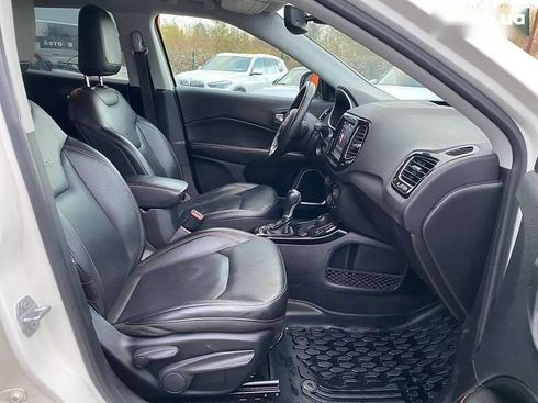 Jeep Compass 2018 - фото 27