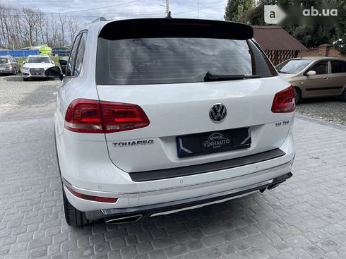 Volkswagen Touareg 2017 - фото 18