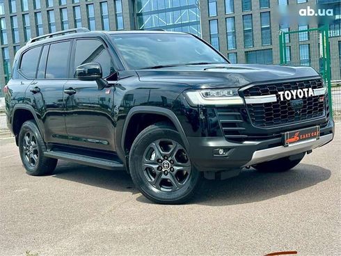 Toyota Land Cruiser 2022 - фото 8