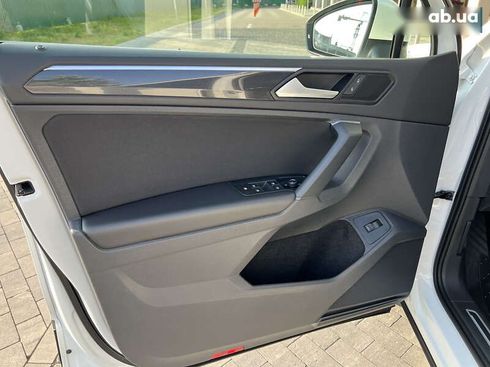 Volkswagen Tiguan 2021 - фото 16