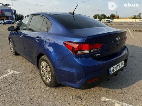 Kia Rio 2019 - фото 12