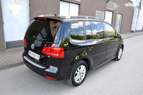 Volkswagen Touran 2012 - фото 8