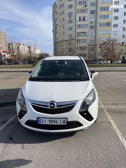 Opel Zafira 2014 белый - фото 10