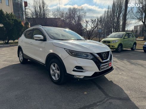 Nissan Qashqai 2018 белый - фото 7