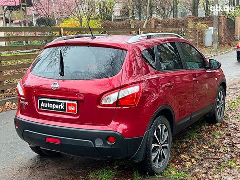 Nissan Qashqai 2012 красный - фото 11