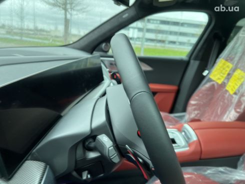 BMW XM 2023 - фото 39