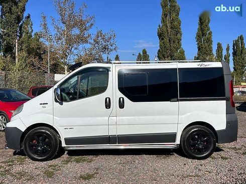 Renault Trafic 2011 - фото 7