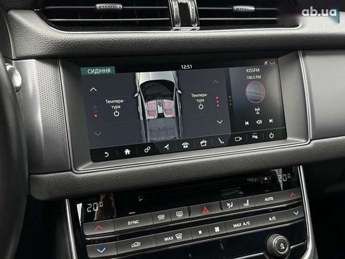 Jaguar XF 2016 - фото 22