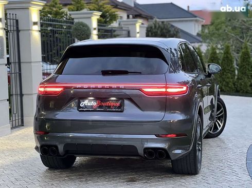 Porsche Cayenne 2018 - фото 28