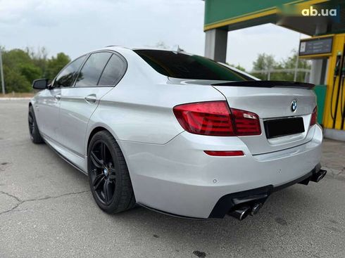 BMW 5 серия 2012 - фото 12