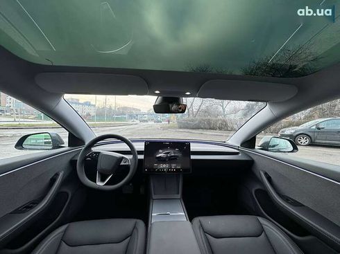 Tesla Model 3 2024 - фото 11