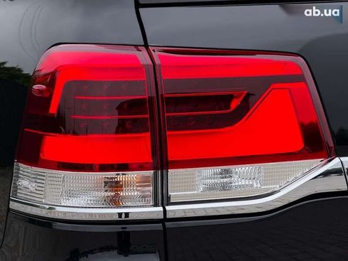 Toyota Land Cruiser 2019 - фото 28