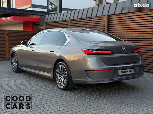 BMW i7 2023 - фото 5