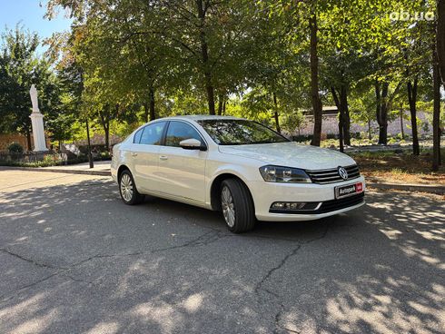 Volkswagen passat b7 2014 белый - фото 7