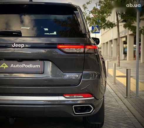 Jeep Grand Cherokee 2023 - фото 10