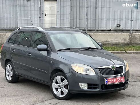 Skoda Fabia 2008 - фото 8