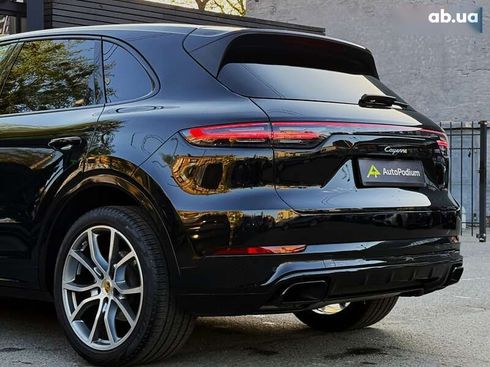 Porsche Cayenne 2021 - фото 22