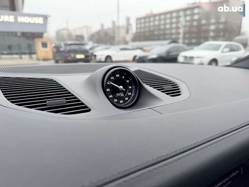 Porsche Cayenne Coupe 2024 - фото 28
