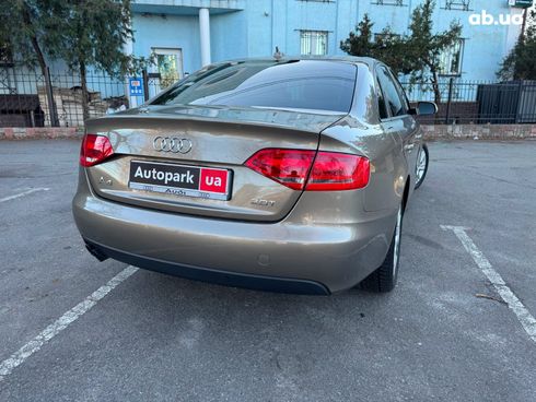 Audi A4 2011 бежевый - фото 8