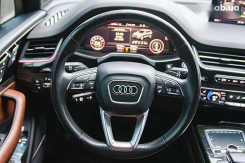 Audi Q7 2017 - фото 10