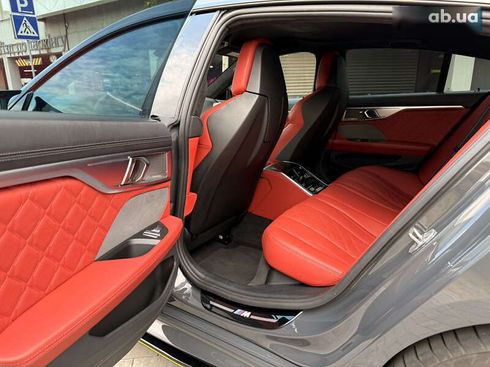 BMW M8 Gran Coupe 2021 - фото 22