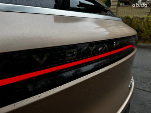 Voyah Free 2021 бежевый - фото 13