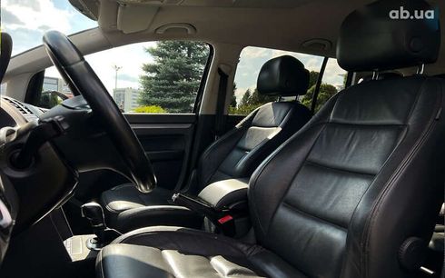 Volkswagen Touran 2014 - фото 14