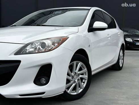 Mazda 3 2012 белый - фото 3