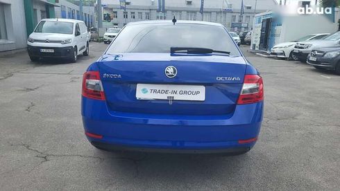 Skoda Octavia 2019 - фото 18
