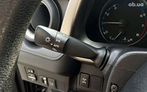 Toyota RAV4 2018 - фото 24