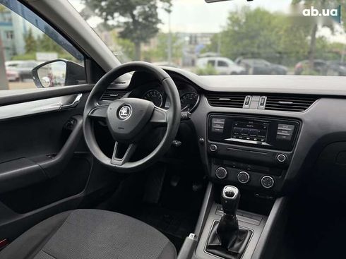 Skoda Octavia 2016 - фото 10