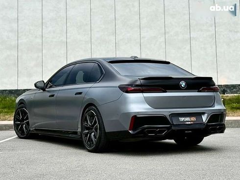 BMW i7 2022 - фото 7