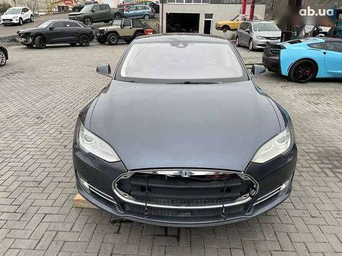 Tesla Model S 2015 - фото 2