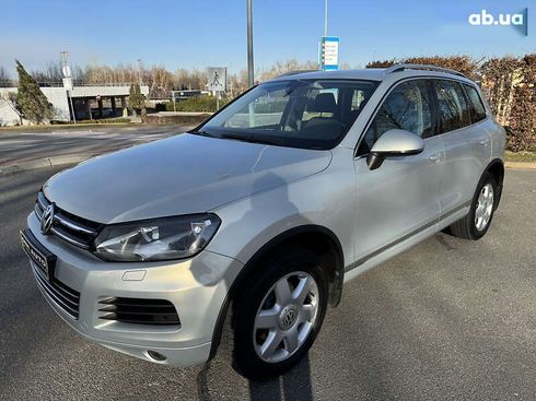 Volkswagen Touareg 2012 - фото 11