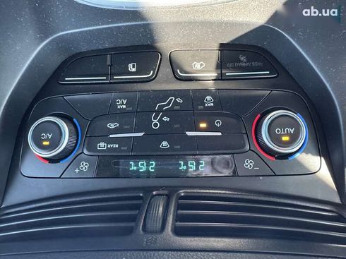 Ford C-Max 2017 - фото 18