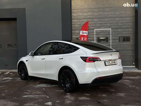 Tesla Model Y 2022 - фото 6