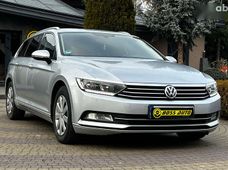 Продаж вживаних Volkswagen Passat 2017 року у Львові - купити на Автобазарі