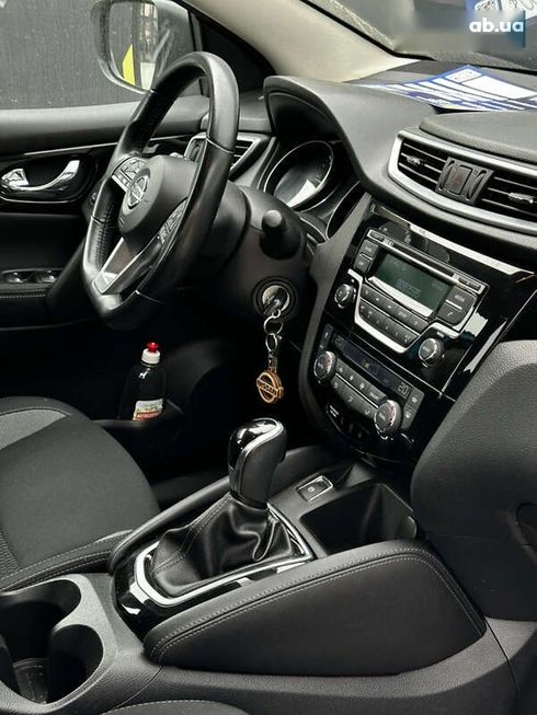 Nissan Qashqai 2017 - фото 15