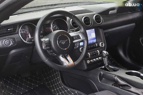 Ford Mustang 2022 - фото 12