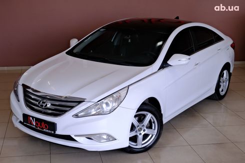 Hyundai Sonata 2015 белый - фото 2