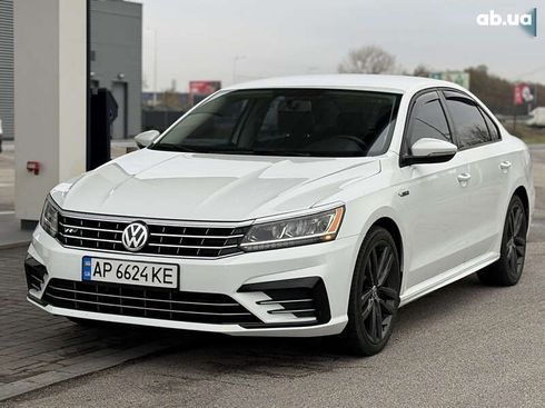 Volkswagen Passat 2018 - фото 8