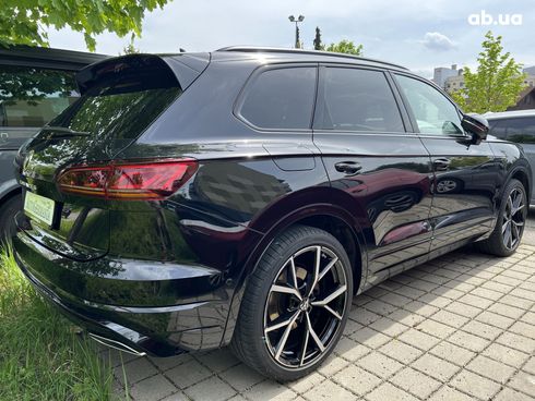 Volkswagen Touareg 2023 - фото 18