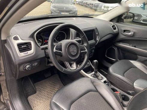 Jeep Compass 2019 - фото 12