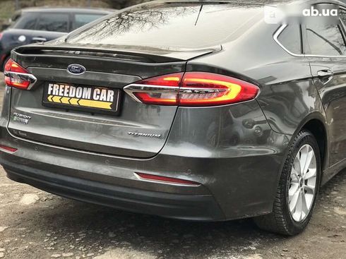 Ford Fusion 2020 - фото 9