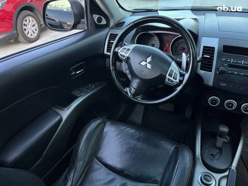 Mitsubishi Outlander 2007 черный - фото 29