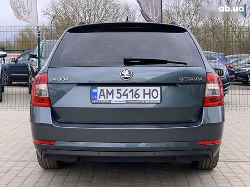 Skoda Octavia 2019 - фото 16