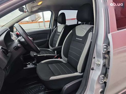 Renault Sandero 2021 - фото 9