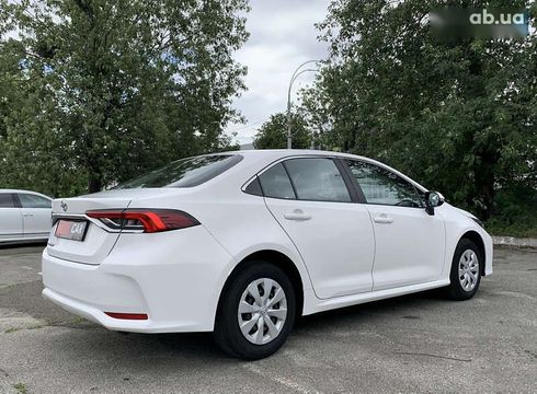 Toyota Corolla 2020 - фото 25