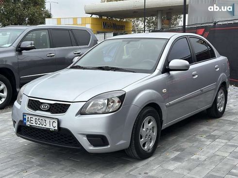 Kia Rio 2010 - фото 7